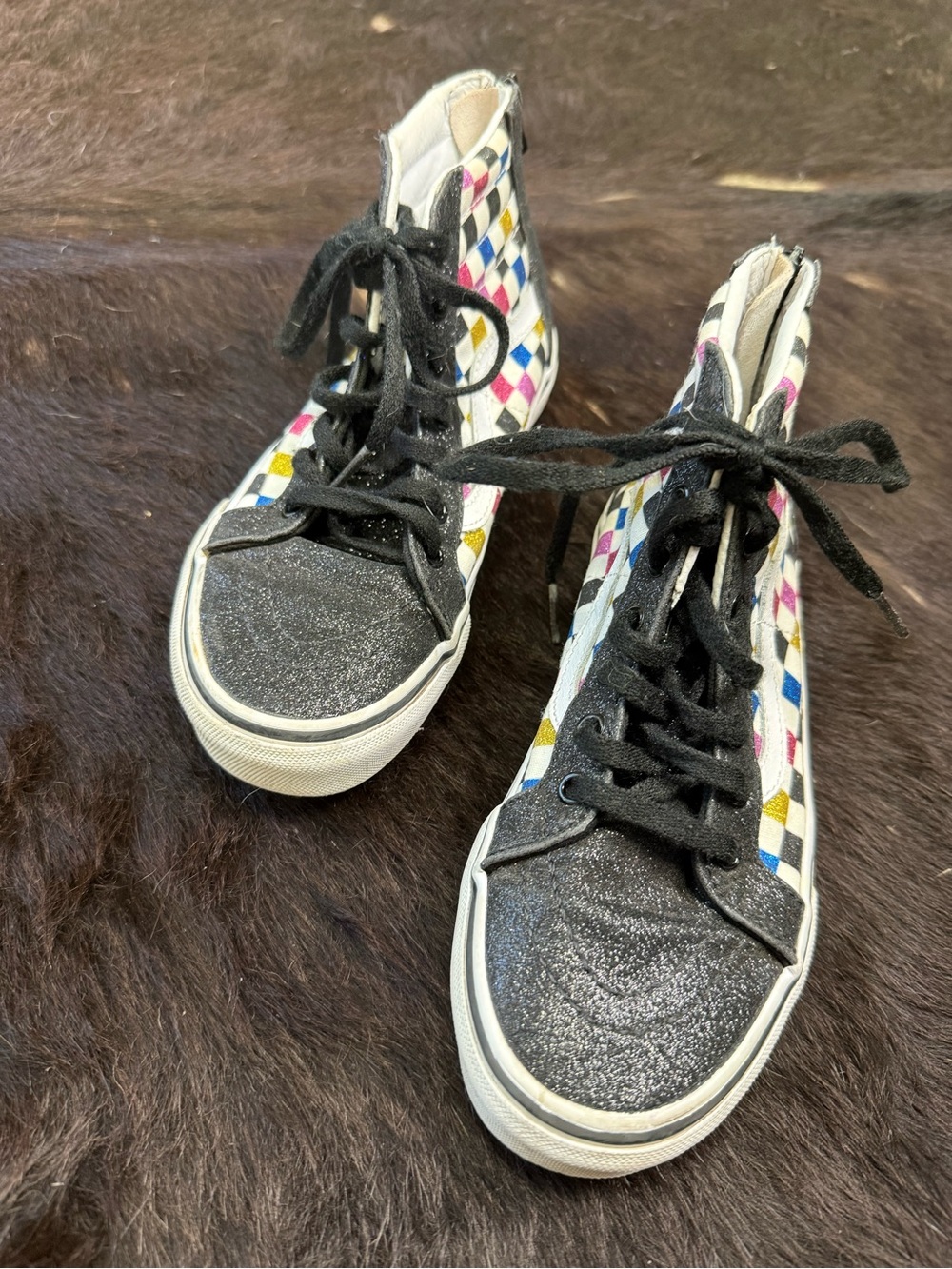 Vans Kids High-Top Sneakers in Black Glitter with Multicolor Diamond Print